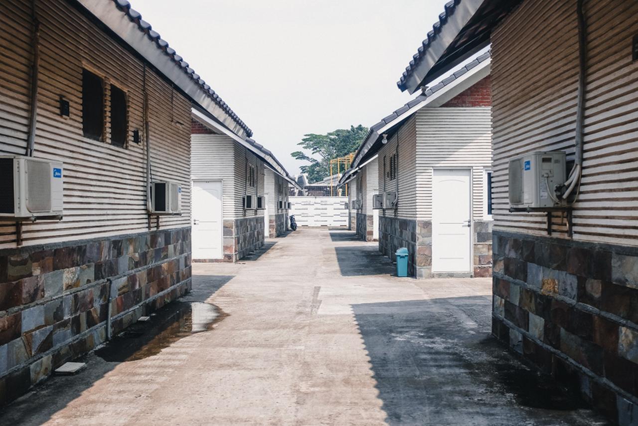 Готель Reddoorz Near Sirkuit Sentul Богор Екстер'єр фото